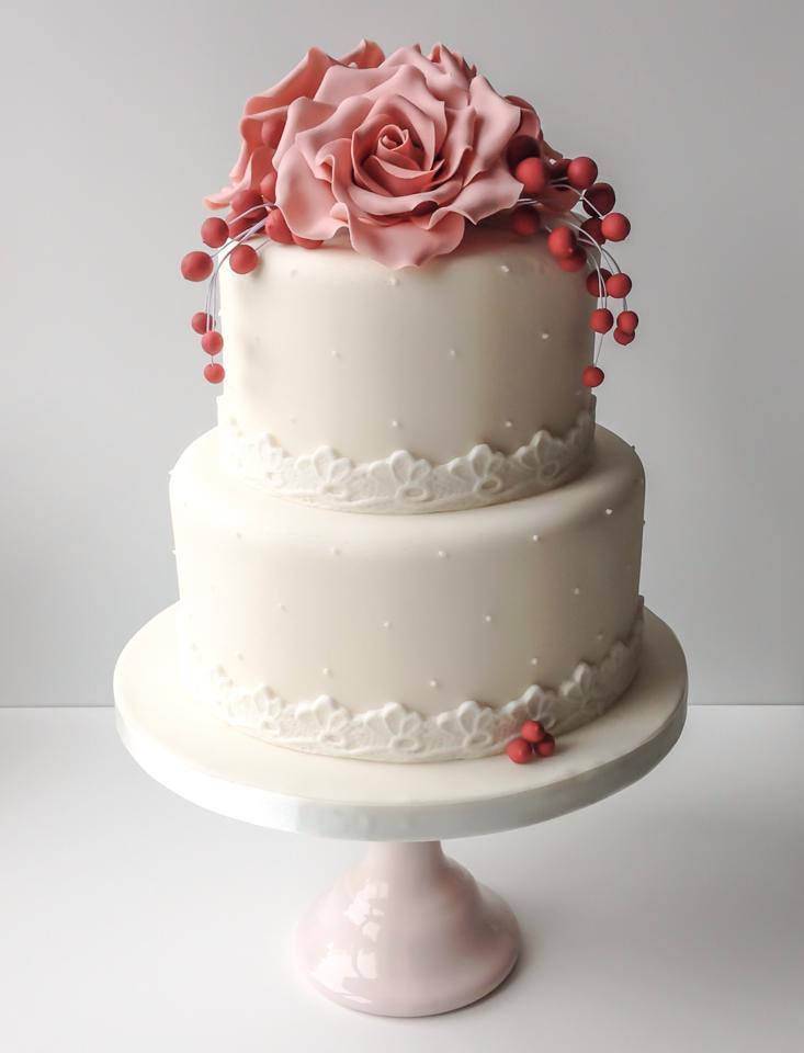 Топ-10 модных идей для свадебного торта