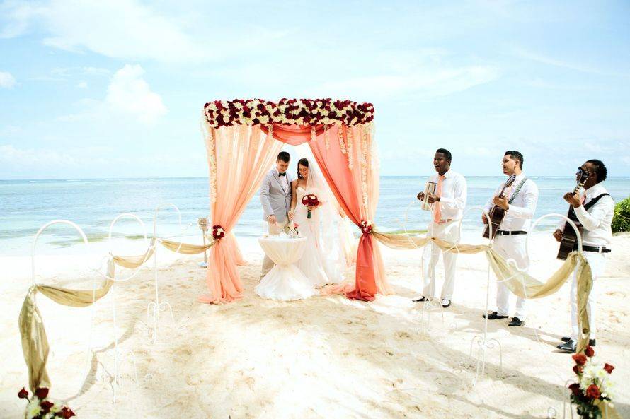 Как проходит символическая свадьба на бали?