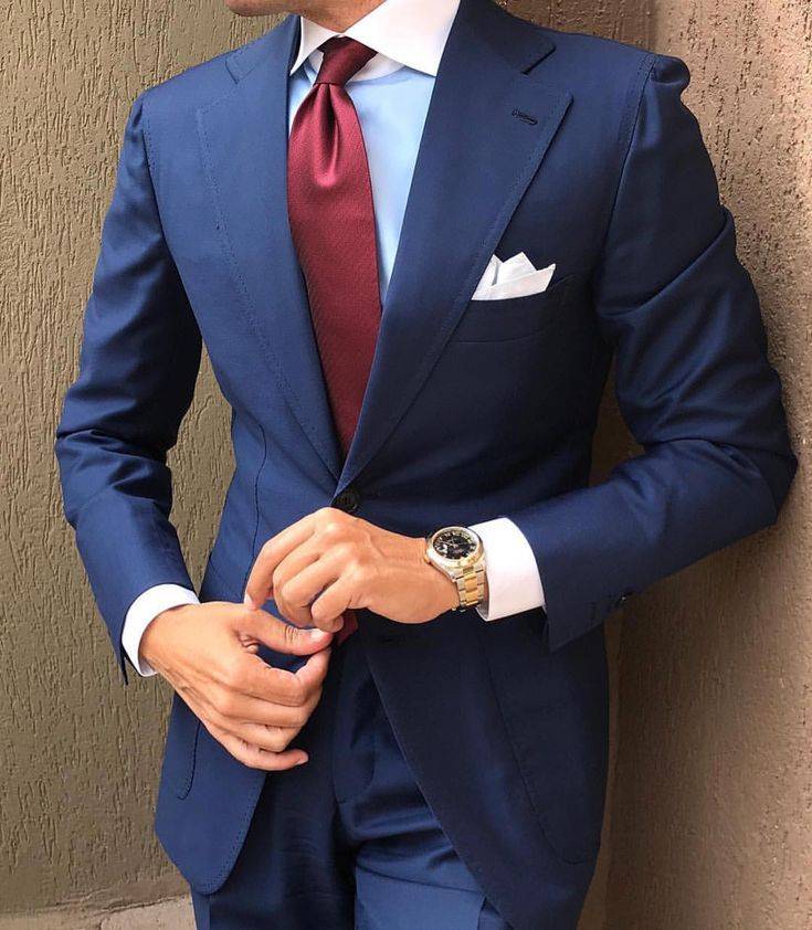 Синий мужской костюм на свадьбу, его особенности