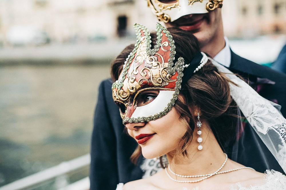 Венецианский современный шик: яркая свадьба в италии