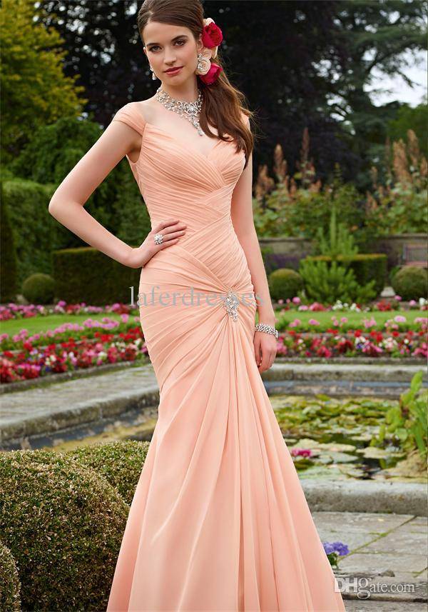 Персиковое свадебное платье — модные тренды