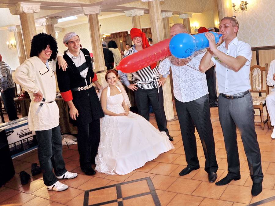 Свадебные конкурсы для гостей и молодоженов без тамады