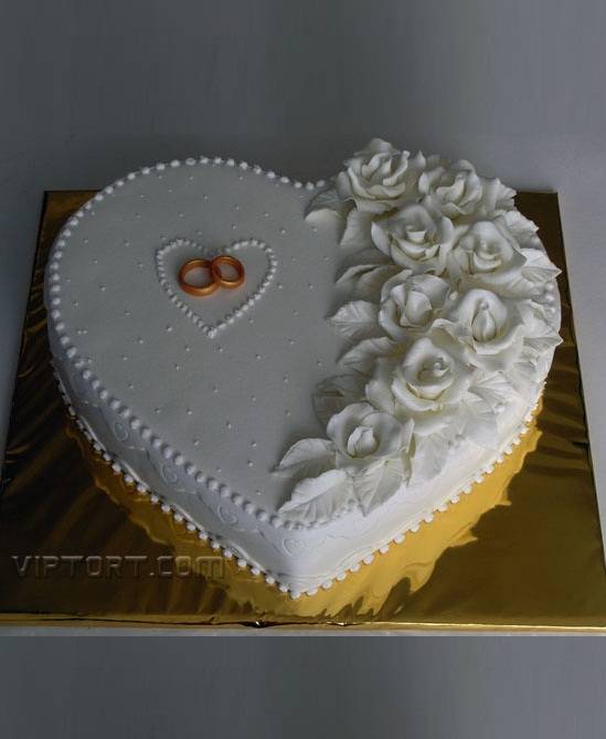 Красивые свадебные торты в виде сердца – оригинальные идеи