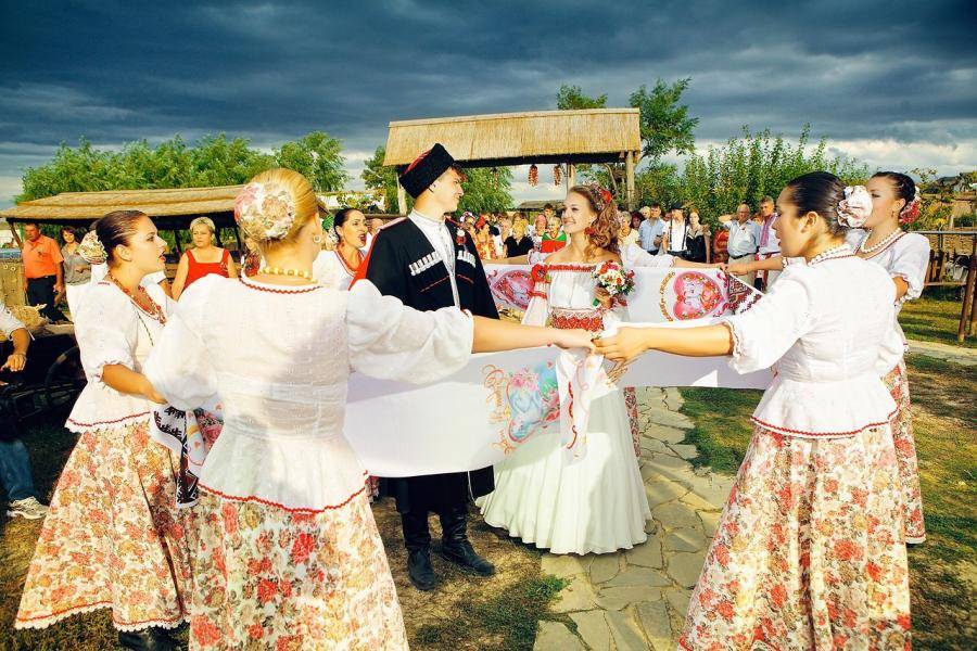 Традиции астраханских татар – обереги от шайтанов и молчаливые роды