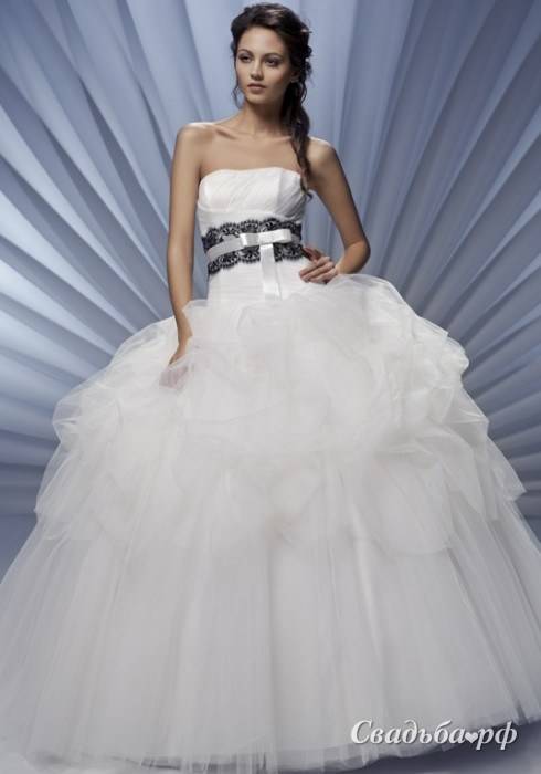 Свадебное платье на полную фигуру: фото стильных образов