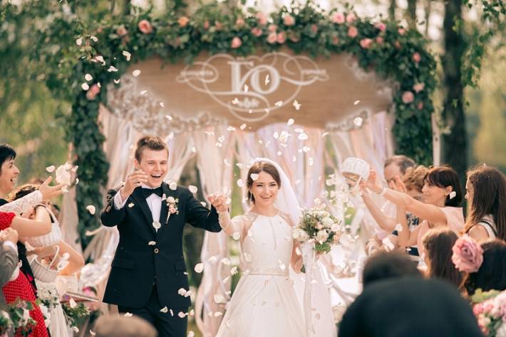 Камерная свадьба — особенности организации и проведения