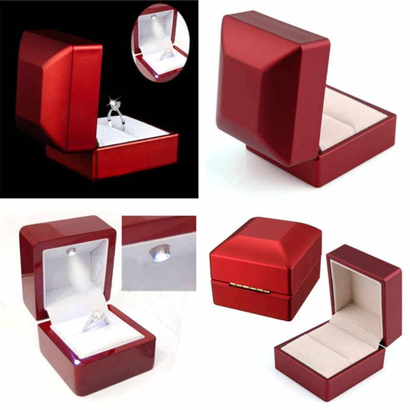 Коробка для кольца: как выбрать коробочку или сделать своими руками