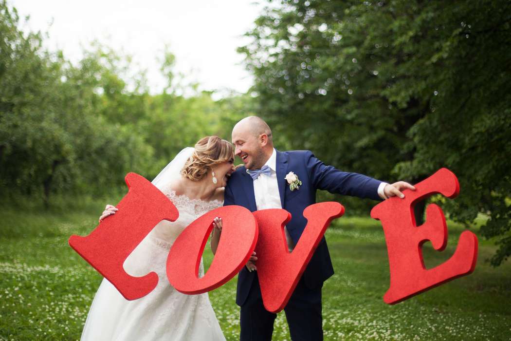 Как позировать на свадебной фотосессии: 50 идей | wedding