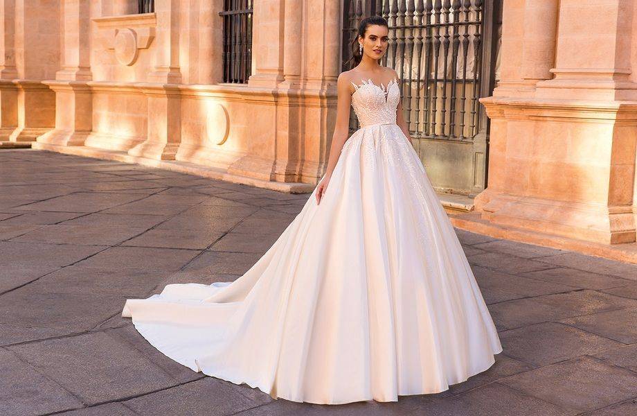 Дорогие свадебные платья, актуальные фасоны и способы декорирования