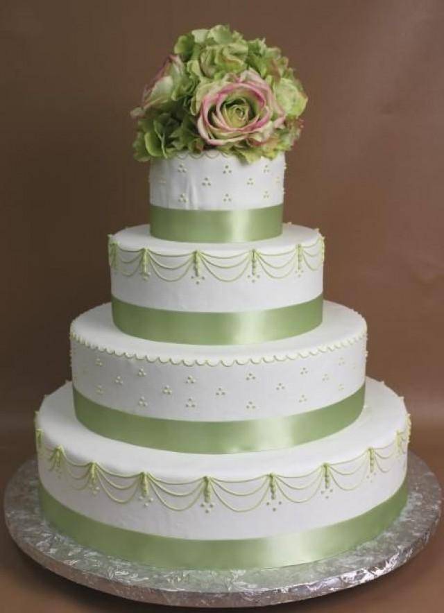 Свадебный торт в зеленом цвете ? & с белым декором в [2021]– фото