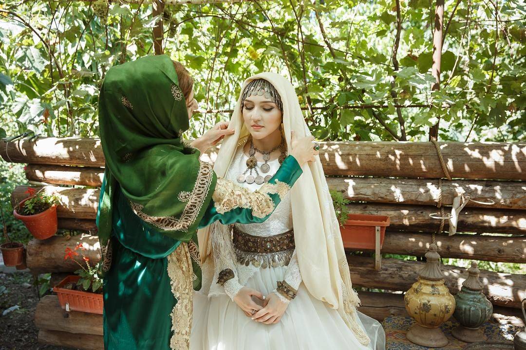 Кавказский узел | тусовка в ресторане, вместо ингушской свадьбы (фото)