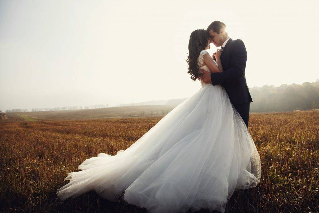 ᐉ фото жениха и невесты со спины и без лиц - идеи для фотосессии - svadebniy-mir.su