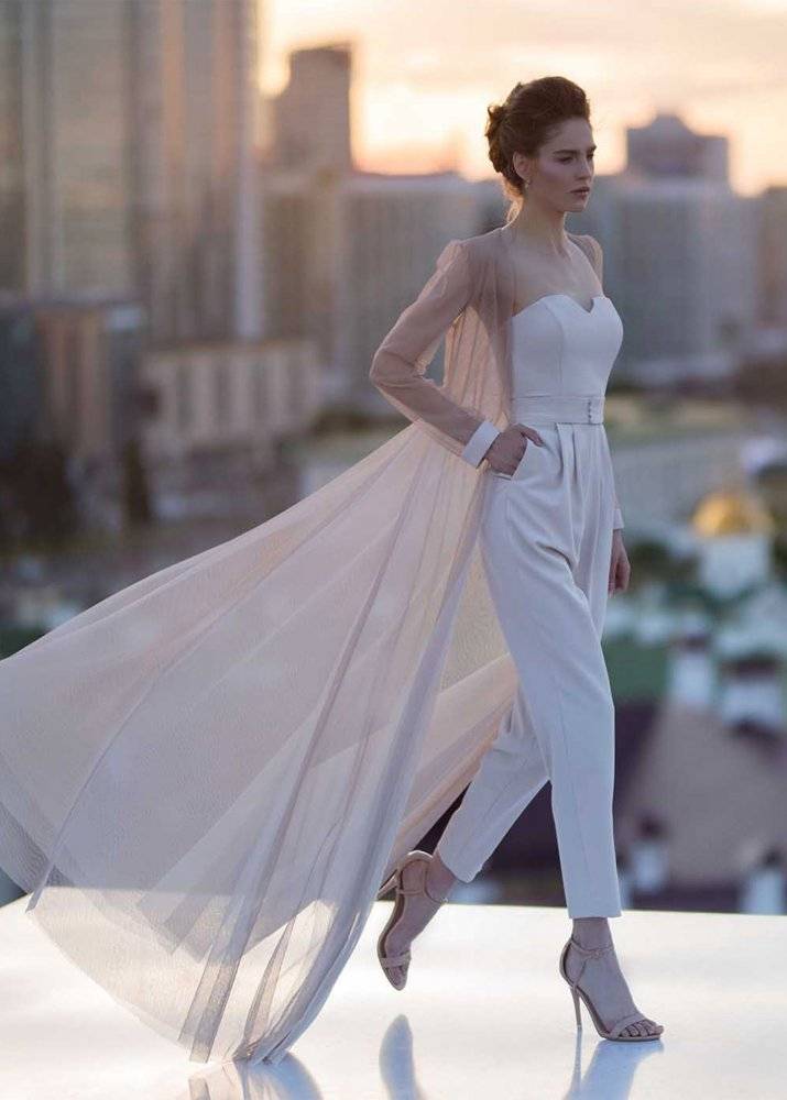 Брючный вечерний женский свадебный костюм: 100 красивых и стильных фото современных фасонов