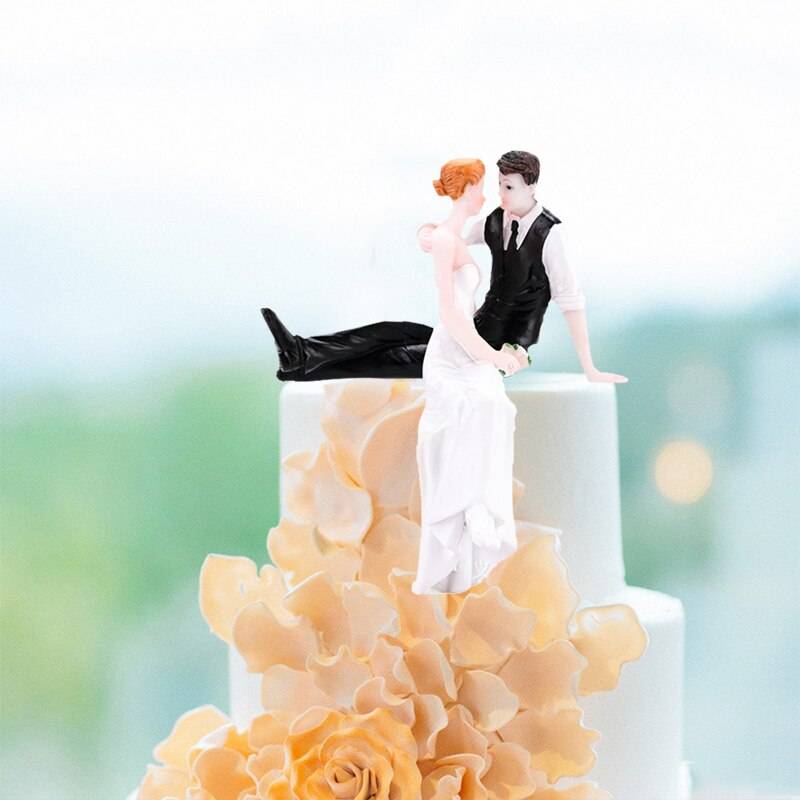 Фигурки на свадебный торт - 55 фото искусных и веселых украшений