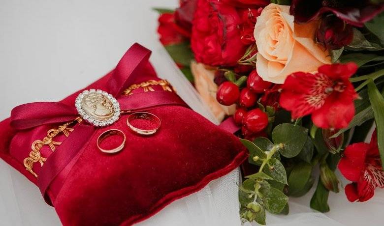 Какая годовщина свадьбы в 39 лет: идеи подарка на креповую свадьбу, что дарить родителям от детей