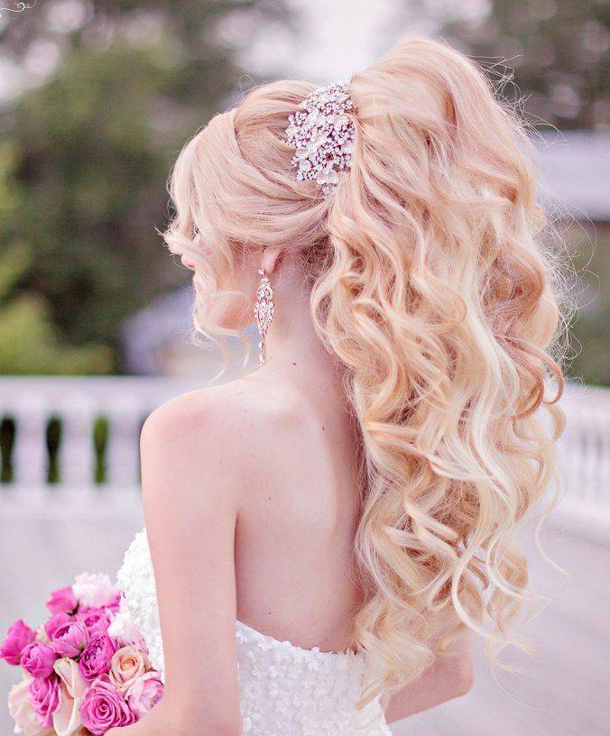 Свадебные прически на длинные волосы, которые в моде в 2021 году