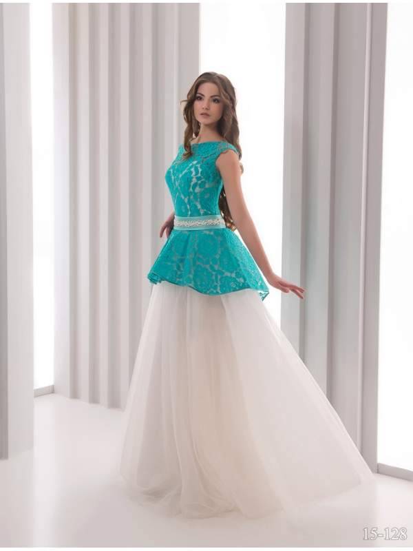 Бирюзовое свадебное платье: выбор модели и оттенка