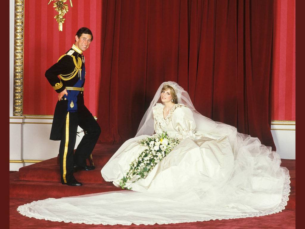 Самые дорогие свадебные платья: фото и рейтинг роскошных образов знаменитостей