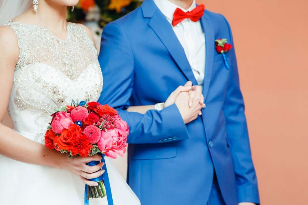 Бело-красная свадьба: стильное оформление яркой свадьбы