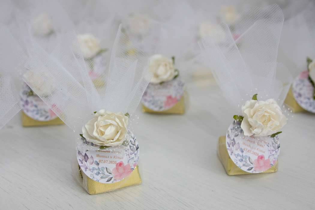 Топ идей бонбоньерок для гостей: небольшие презенты на свадьбу, которые понравятся вашим близким