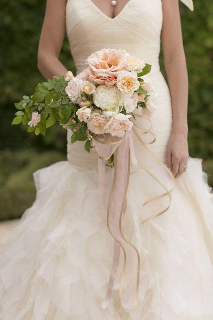 Свадьба в цвете айвори в тренде [2019] – фото ? оформления, образы молодоженов & советы