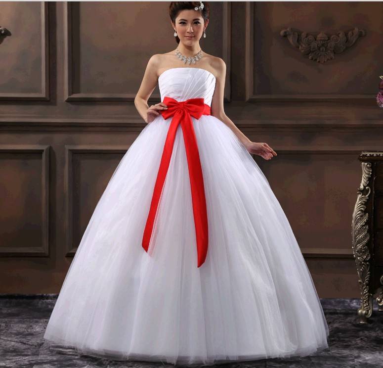Красная лента на свадебном платье что значит в современном мире?